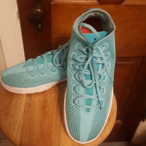 MEN'S ATHLETIC SHOES - Picture 5 of 7